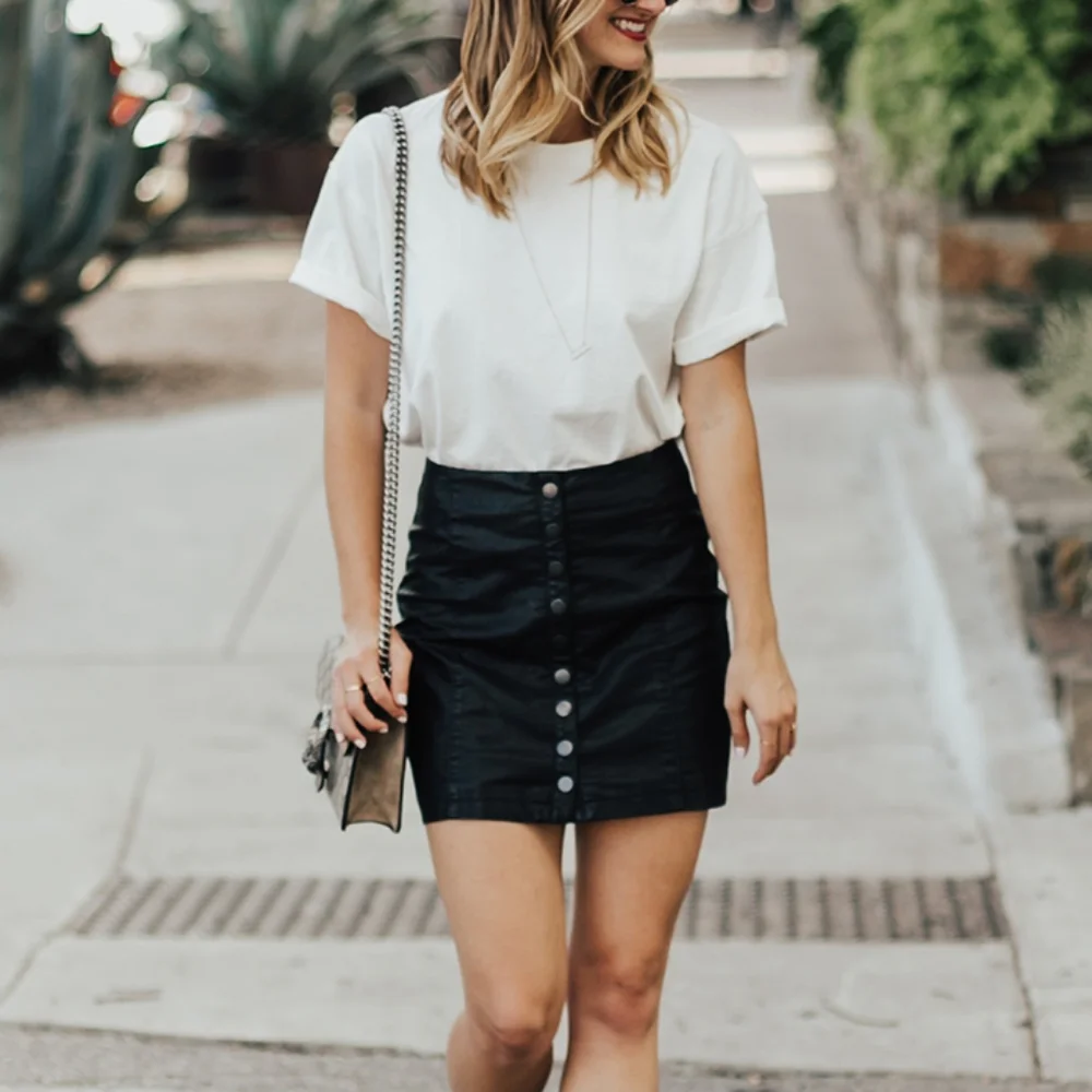 FREE PEOPLE Black Vegan Faux Leather Button Front Mini Skirt sz XS - Picture 1 of 8